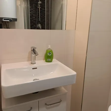 1br דירה