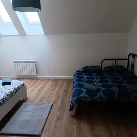 1br *
